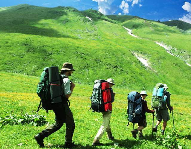 trekking